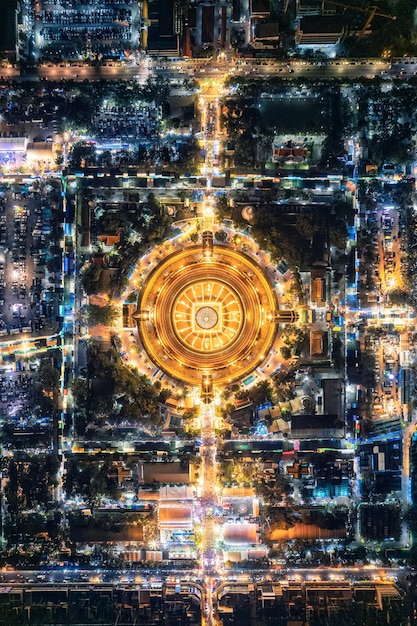 Zodiac Career Guide 2025: Astrology Tips for US Job Seekers