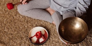 Sound Bath Meditation: Benefits of Sound Frequencies for Relaxation - Cover Image